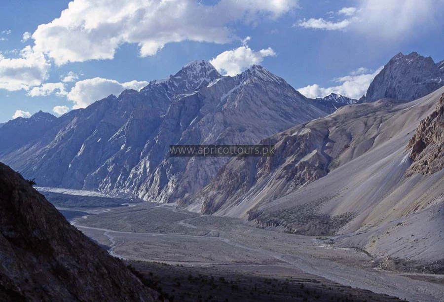 Shah Jinali, Karambar and Chillinji Pass Trek