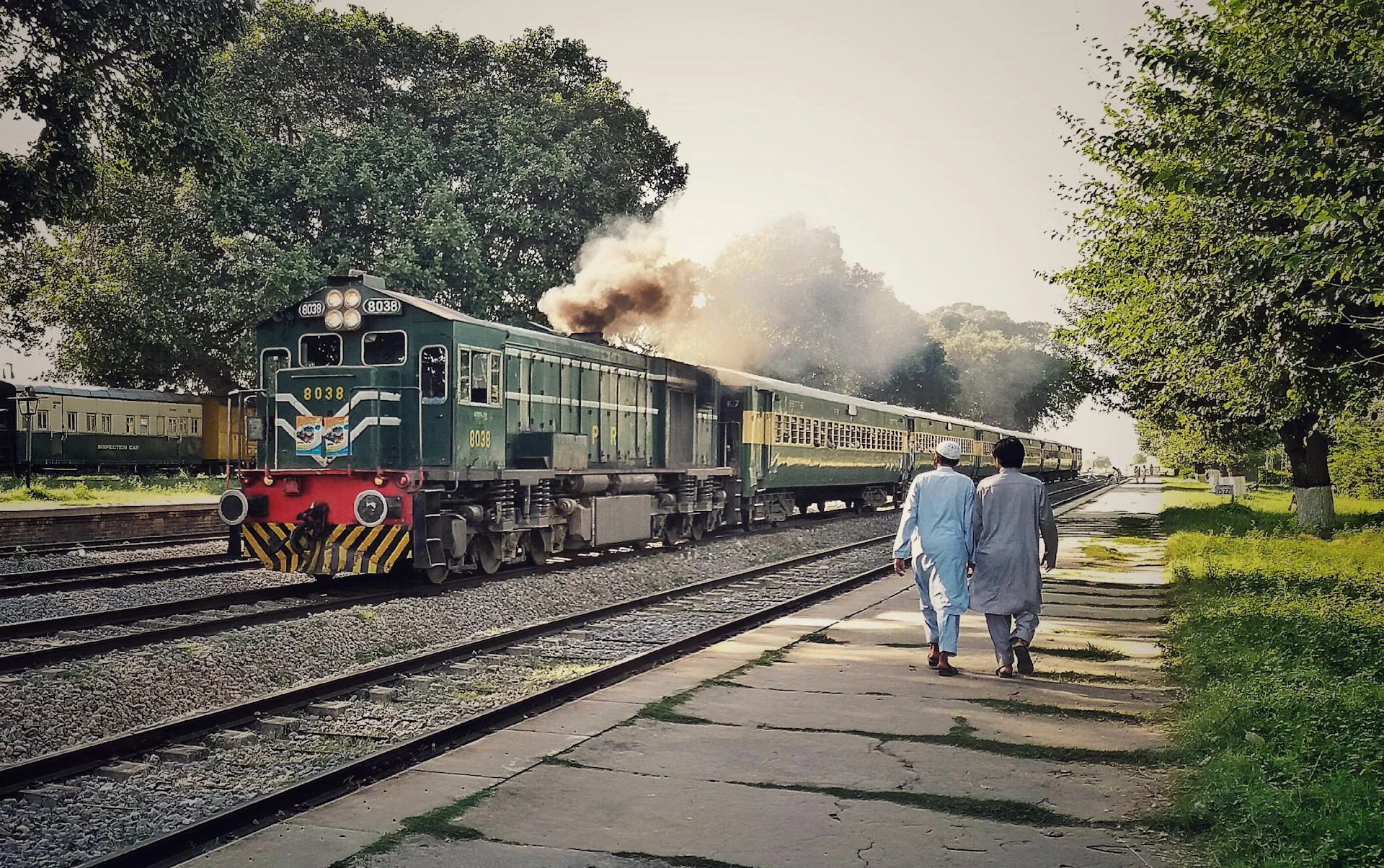 How to get around Pakistan by road, rail and air